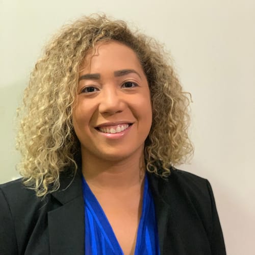 Headshot of Raquel Castello, LMHC