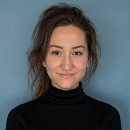 Headshot of Mandy Pantanella, LCSW
