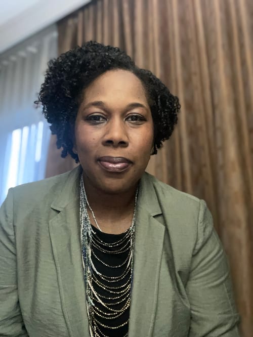 Headshot of RoseLee Bovell, LICSW