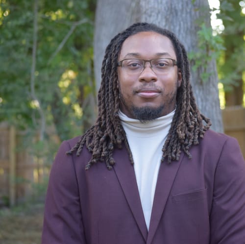 Headshot of Rashard Pearson, LPC