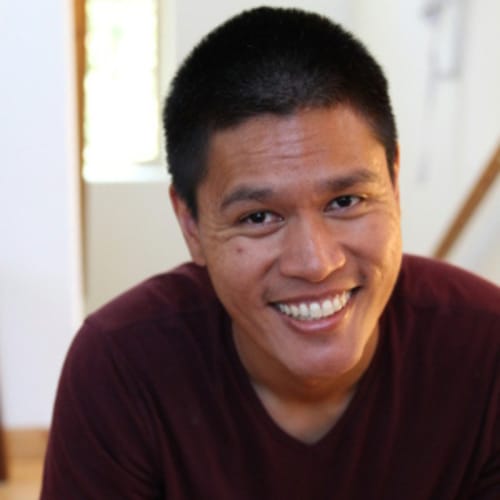 Headshot of Darren Santos, LPCC