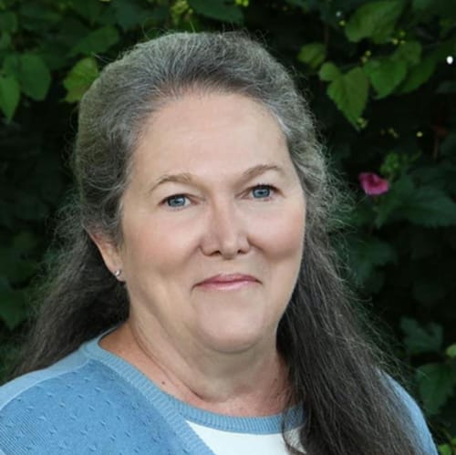 Headshot of Vincenza Fabber, LPCMH