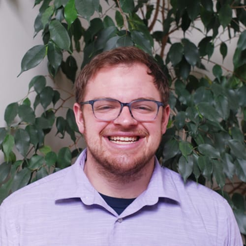 Headshot of Carter Bain, LCSW