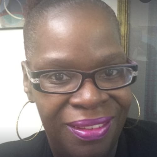 Headshot of Donna Williams, LCSW