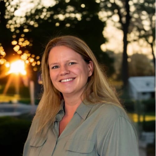 Headshot of Kimberly Farmer, LPC