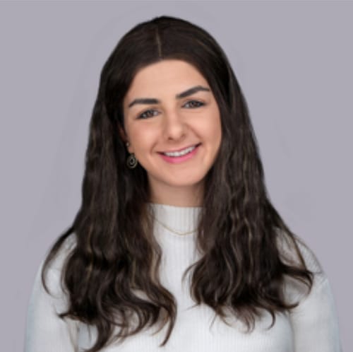 Headshot of Naami Shiff, LCSW