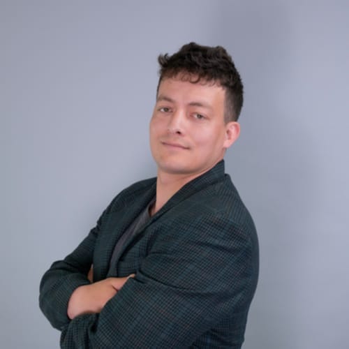 Headshot of Robert Bulloch, LCSW