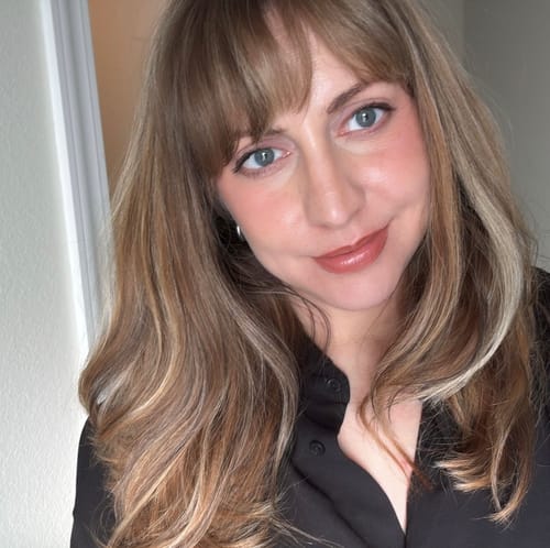 Headshot of Kristina Gianola, LMFT