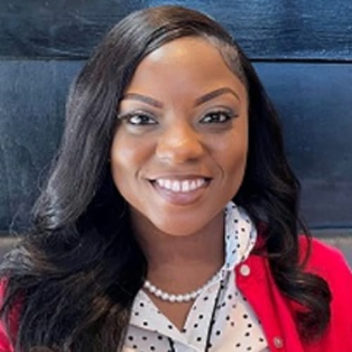 Headshot of Miraculas Clemons, LPC