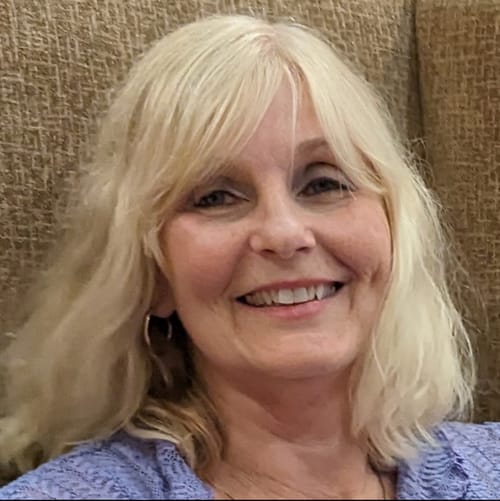 Headshot of Helen Lehman, LPCC