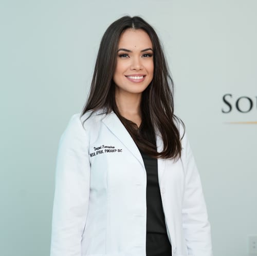 Headshot of Daymi Ferreiro, APRN