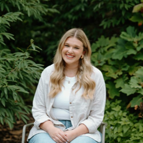 Headshot of Kira Floyd, LPC