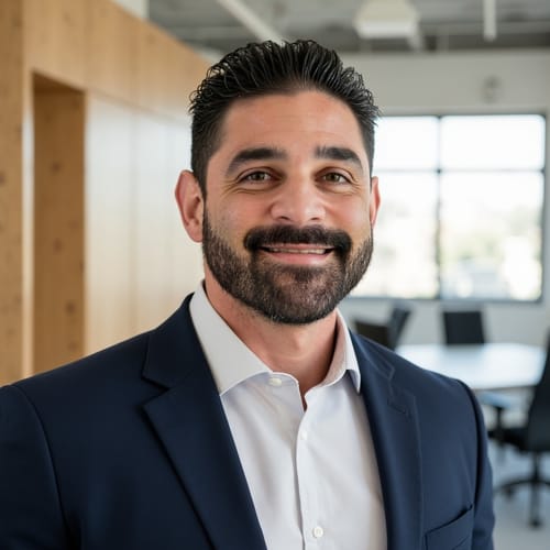 Headshot of Jose Diaz, LPC
