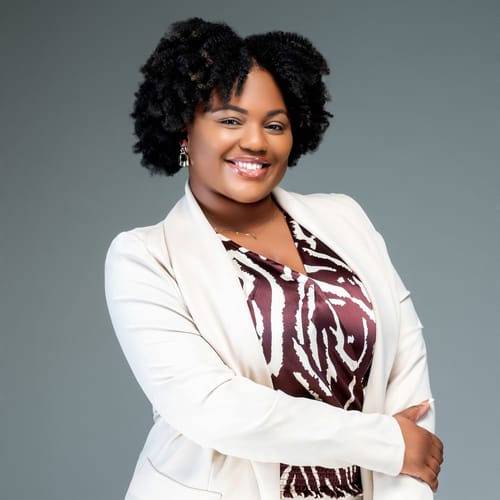 Headshot of Taylar Peterson, LCSW_C