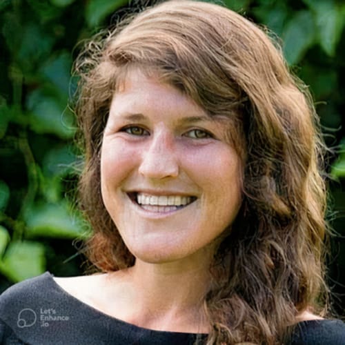 Headshot of Sarah Blechman, LCSW