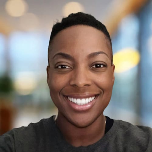 Headshot of Zinny Ezete, APRN