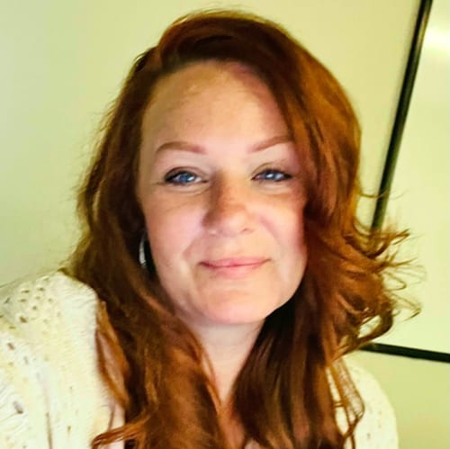 Headshot of ShaShauna Raposa, LCSW