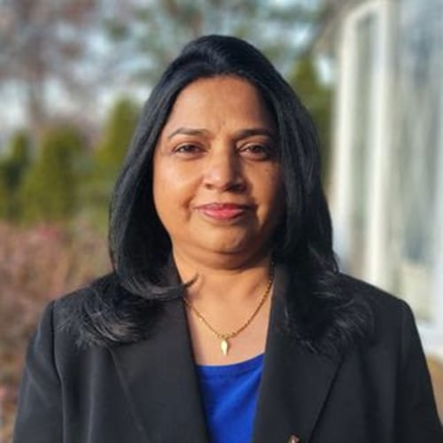 Headshot of Anu Vazhappilly, NP