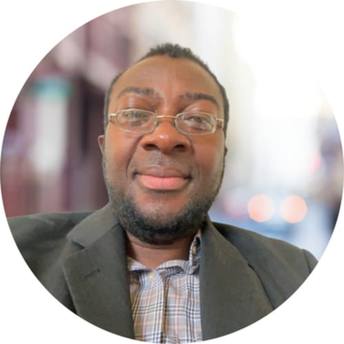 Headshot of Emmanuel Nsiah, NP