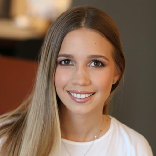 Headshot of Ashley Eskenazi, LMHC