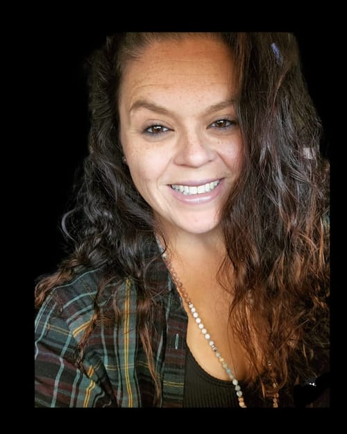 Headshot of Von Marie Rodriguez, LCSW