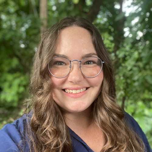 Headshot of Rachel Sims, LPC