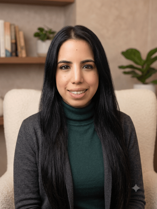 Headshot of Dilcia Erazo, LCSW