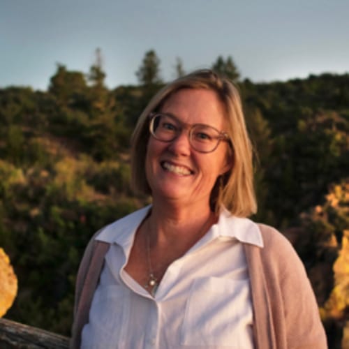 Headshot of Beth Bates, LPC