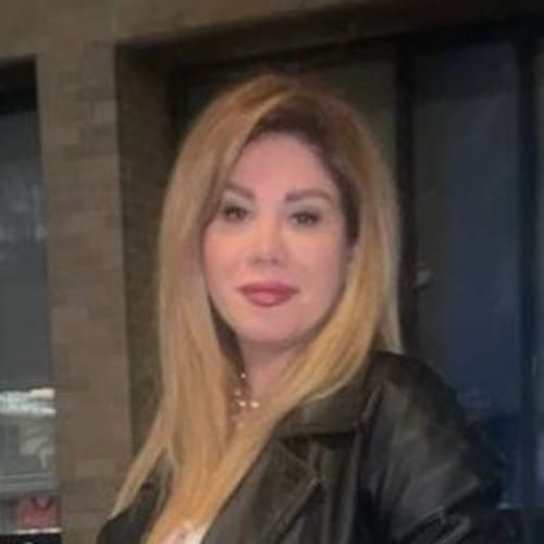Headshot of Nazak Hosseini, LPC