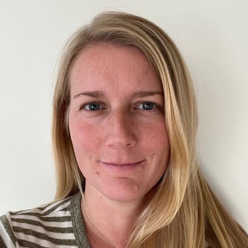 Headshot of Samantha Stark, LICSW