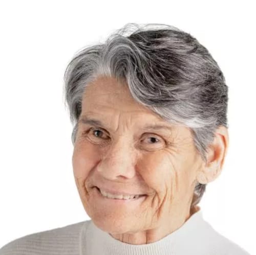 Headshot of Linda Ploude, LICSW