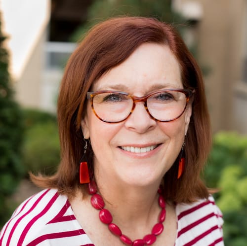 Headshot of Maureen Tamillow, LCPC