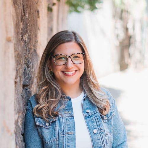 Headshot of Kelly Woolf, LCSW