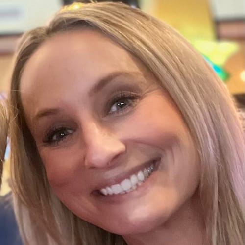 Headshot of Kristin Petersen, LICSW