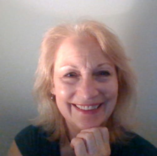Headshot of Elizabeth Dahlberg-Lee, LPC