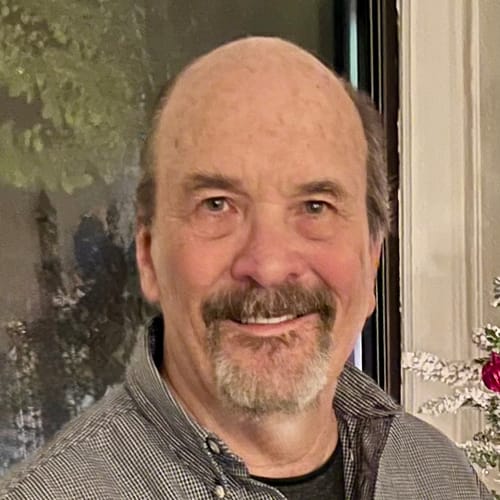 Headshot of Steven Frank, LMFT