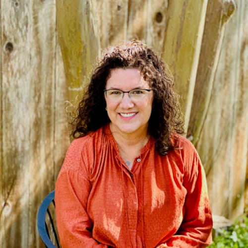 Headshot of Laura Gonzalez, LCSW