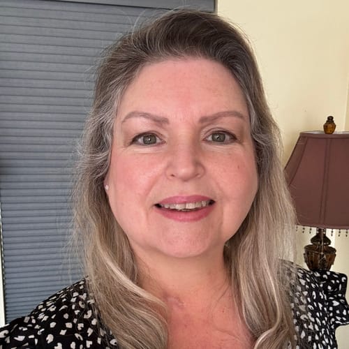 Headshot of Teresa Utley, LMFT
