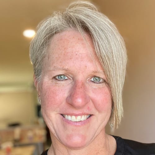 Headshot of Laura Reardon, PSYCHOLOGIST