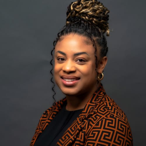 Headshot of Destinee Gordon, LCSW