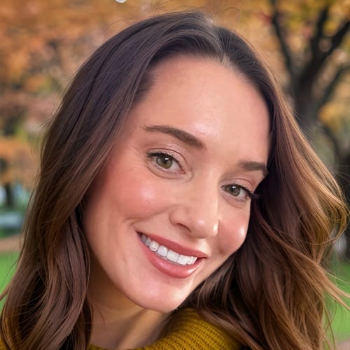 Headshot of Amanda Prina, LCSW