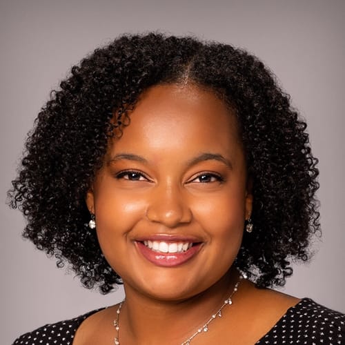 Headshot of Catherine Nash, LICENSED_PSYCHOLOGIST