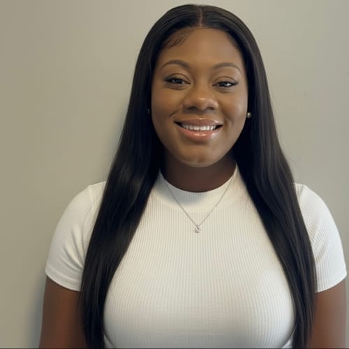 Headshot of Quashante Ollivierre, MFT