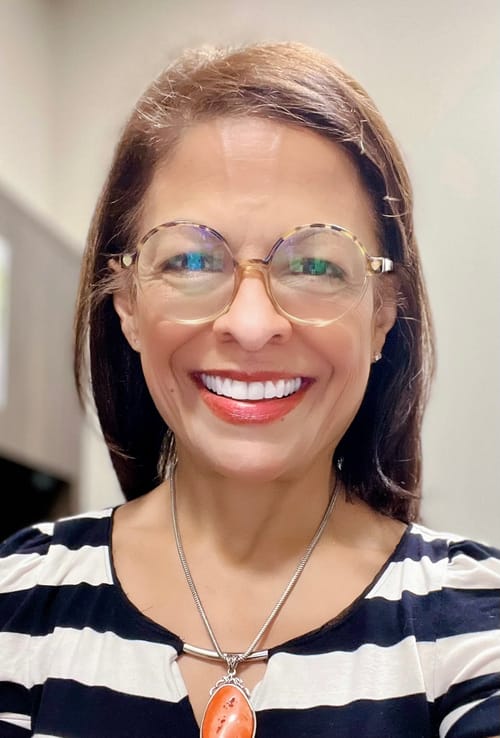 Headshot of Diamantina "Tina" Cardona, LCSW