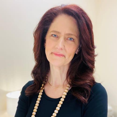 Headshot of J. Macy Oosthuizen, LCSW