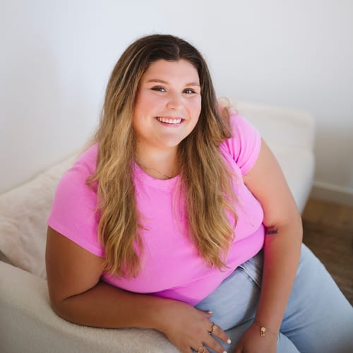 Headshot of Morgan Schneider, LCSW
