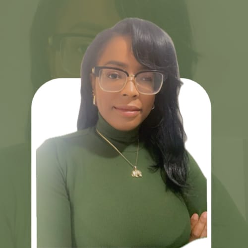Headshot of Geniel Smith, LMHC