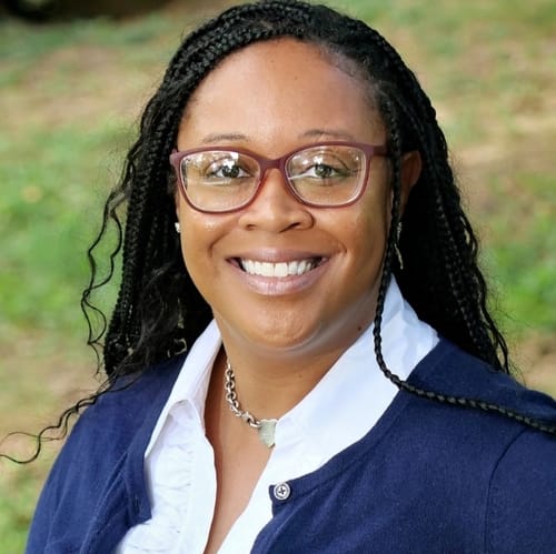 Headshot of Shakirra McKinley, LCPC