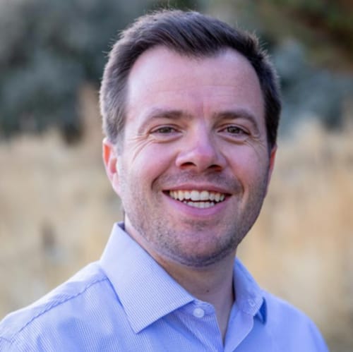 Headshot of Andrew Lindsay, LCSW