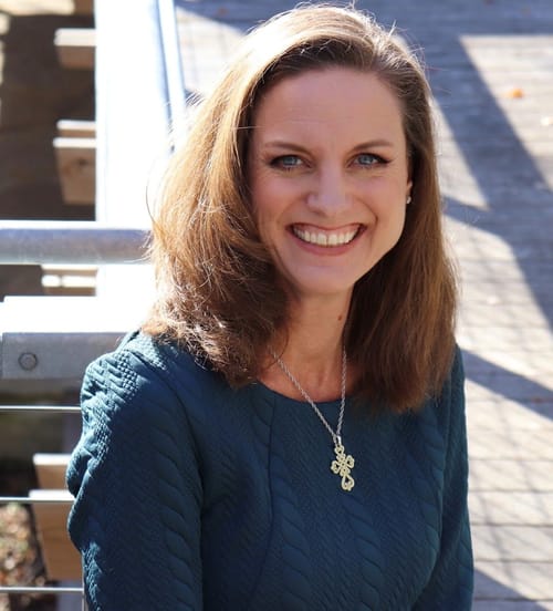 Headshot of Michelle Tubilla, LPC